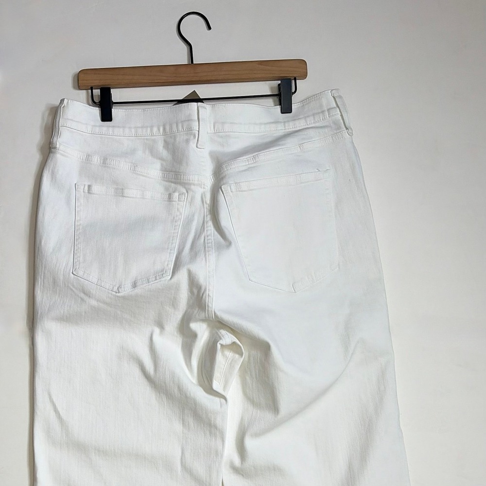 NWT!! J. CREW New High-Rise Denim Trouser Jeans White '96 Wide Leg Retro Size 32 - Picture 9 of 16